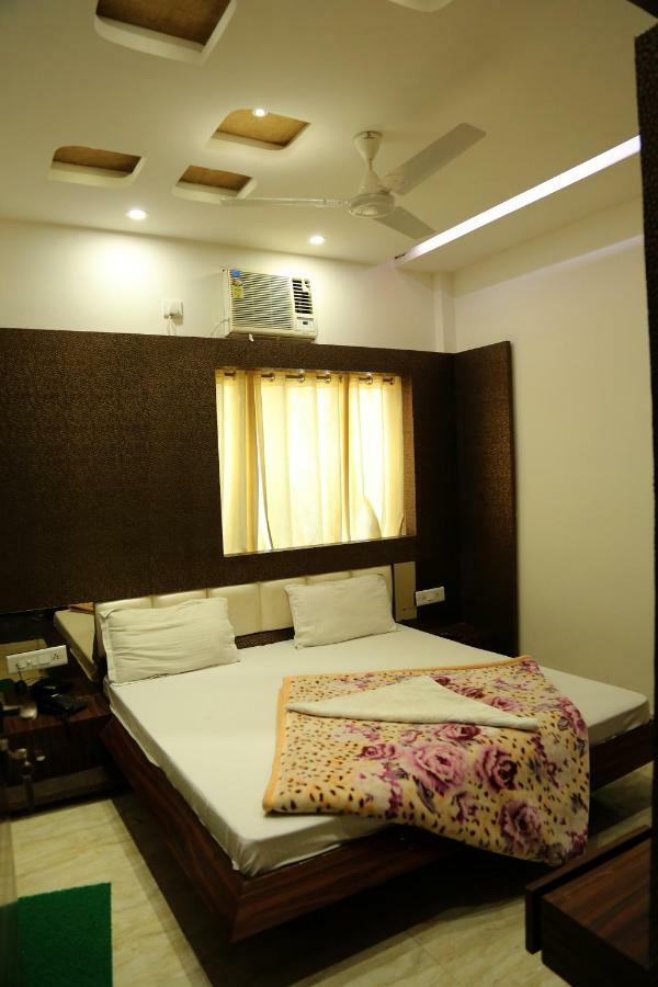 Hotel Shree Anand Dham Vrindāvan Exteriér fotografie